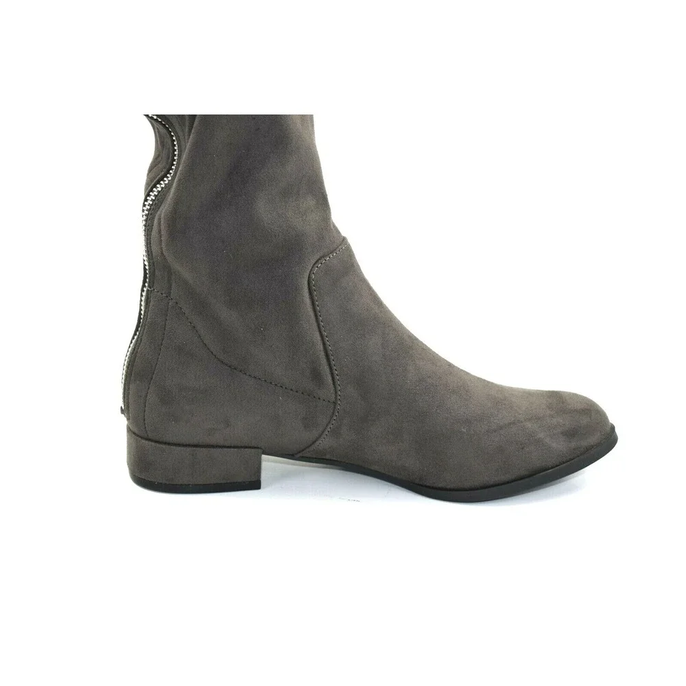 Charlotte Russe Women's Gray Knee High Boots Size 8 with‎ Box